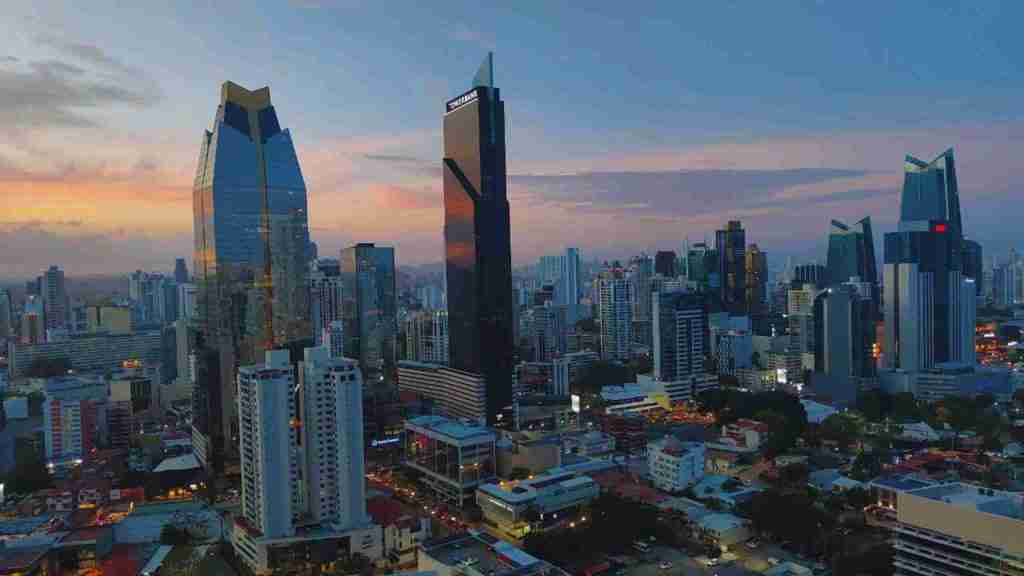 Mit dem Hund nach Panamá